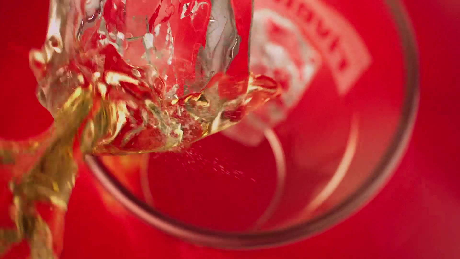 Rivella bottles in CGI product animation